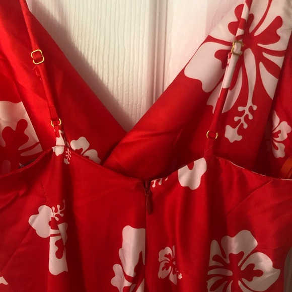 Runaway the label Red White Hawaiian maxi dress spaghetti trap with slit M - Picture 11 of 12
